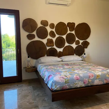 La Casa Del Falegname Affittacamere 3*